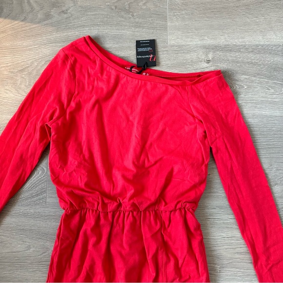 🆕 n:philanthropy Red Rosebud Off the Shoulder Bodycon Long Sleeve Mini Dress - Picture 3 of 12